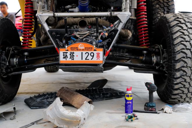 PG电子官方网站WD-40品牌助力专业车队征服环塔赛道挑战(图7)