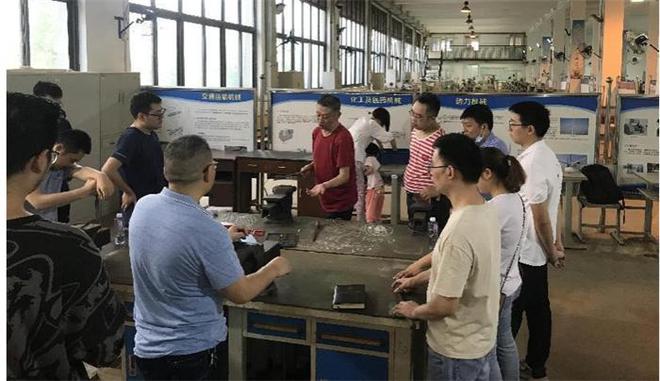 PG电子官方网站重庆城科电气工程与智能制造学院首次校内金工实习顺利完成(图2)