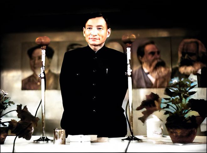 PG电子1969年陈云下放江西昔日老部下对他摆谱陈老复出后6字评价(图1)