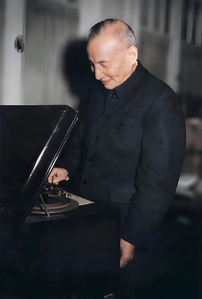 PG电子1969年陈云下放江西昔日老部下对他摆谱陈老复出后6字评价(图5)