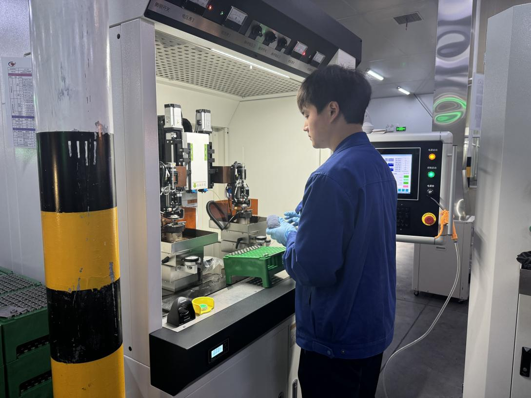 PG电子南岳电控： 全力擦亮汽车工业“明珠上的宝石”(图1)