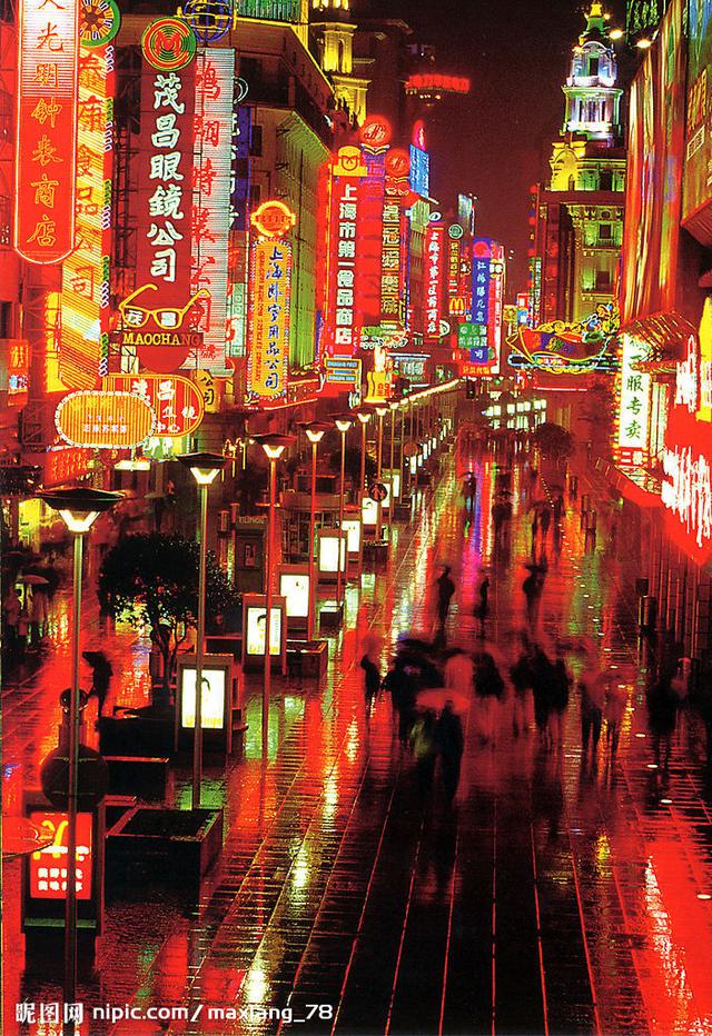 PG电子官方网站中国十大著名商业街中央大街光荣上榜！(图2)