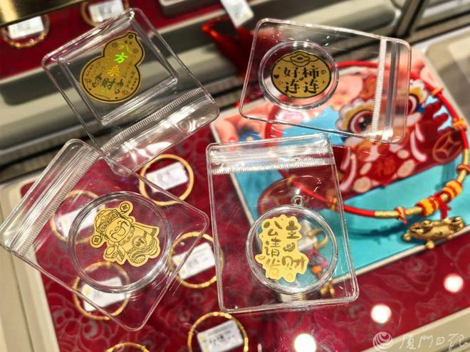 PG电子官方网站只要几十元年轻人爱买这种“黄金”！业内人士提醒(图2)